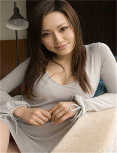 《大学女生的性生活第一季》