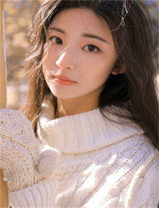 《在厨房挺进美妇雪臀电影》