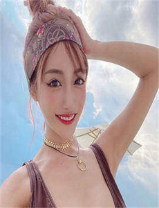 《菠萝菠萝蜜视频在线观看完整版3》